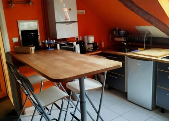 Au Chasseur Apartment